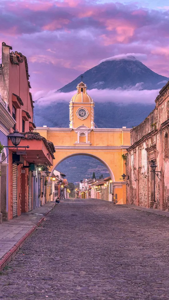 Santa Catalina Arch, Antigua, Guatemala
