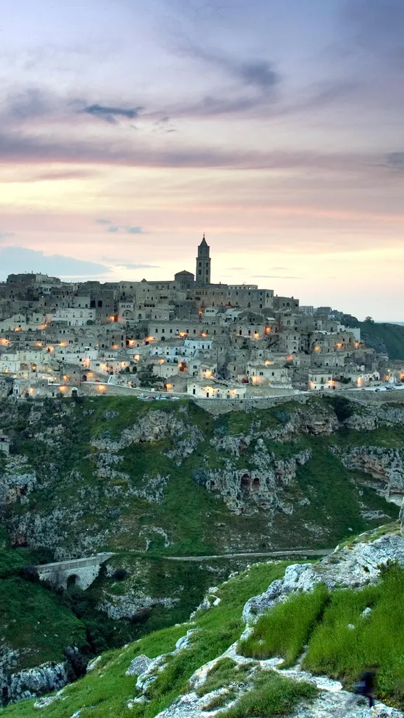 Tradizione e folklore, m&rsquo;immergo di colore