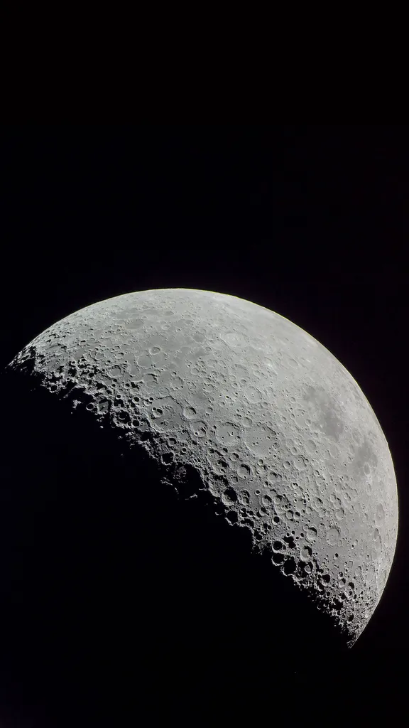 Quale satellite stiamo celebrando?