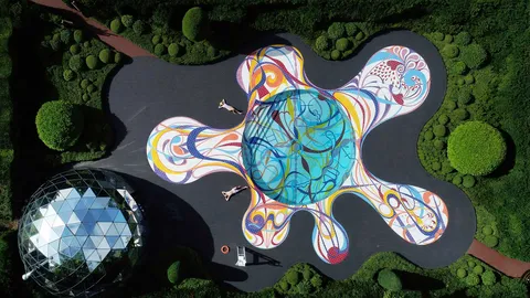 Un grand bain d&rsquo;art contemporain !