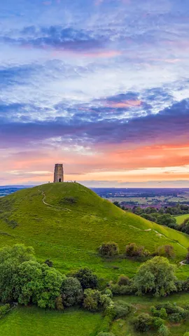 O passado sobe ao palco