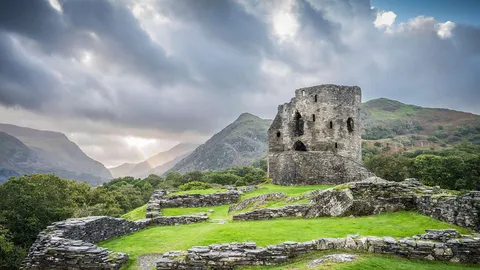 Dolbadarn Castle, Llanberis, Wales